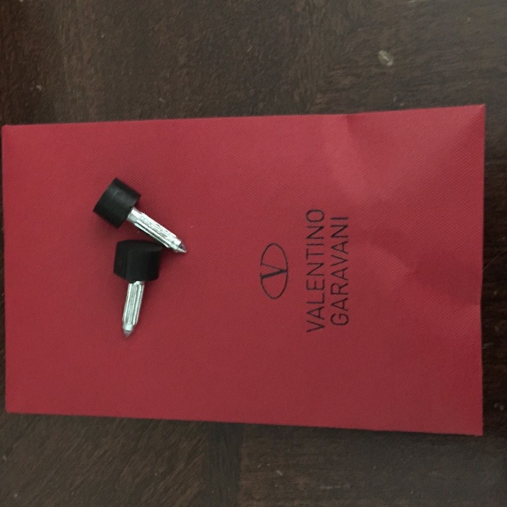 Valentino garavani heel tips